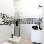 Elysia Bed & Breakfast 4*